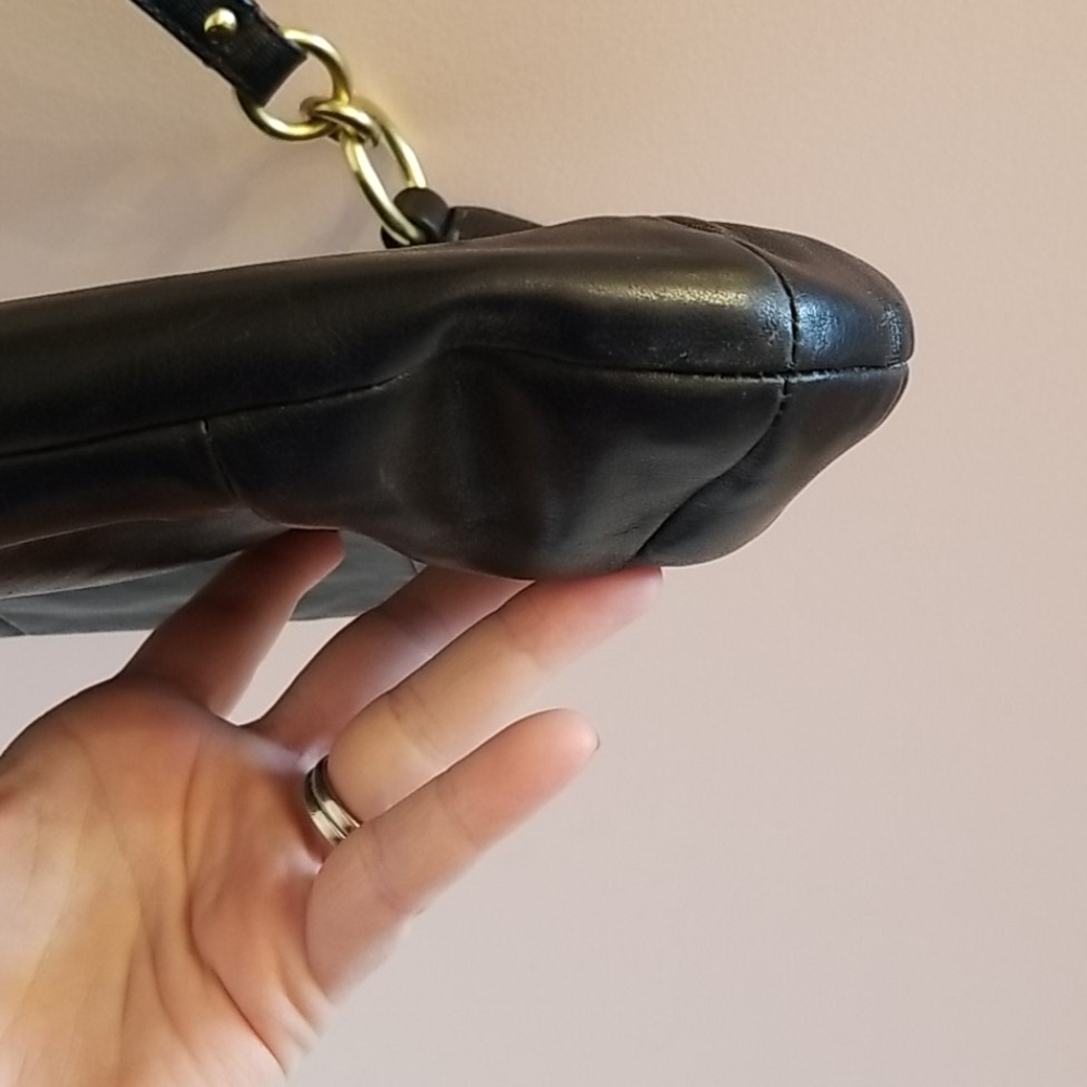 COACH black leather handbag - Picture 9 of 12